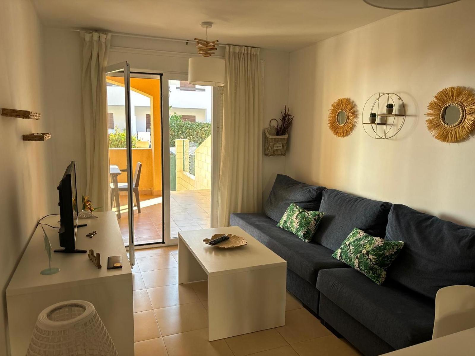 Bajo Con Jardin A Pie De Playa Y Piscina Comunitaria Con Jacuzzi Apartment Playas de Vera Ngoại thất bức ảnh