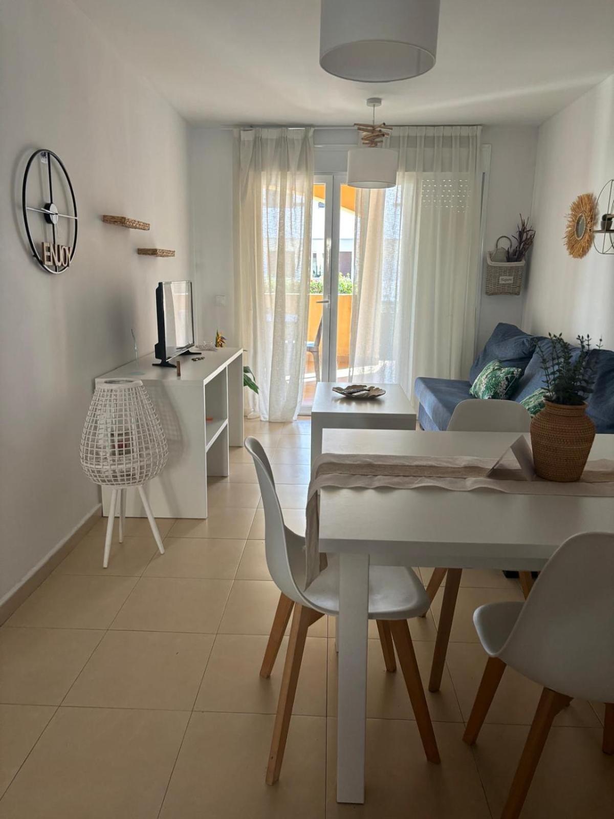Bajo Con Jardin A Pie De Playa Y Piscina Comunitaria Con Jacuzzi Apartment Playas de Vera Ngoại thất bức ảnh